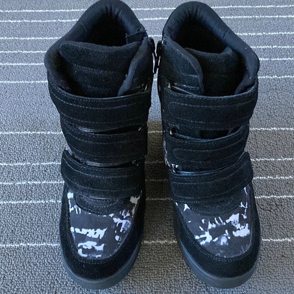 Aldo Shoes Aldo Wedge Sneaker Ladies 75 Black Suede And Bw Canvas